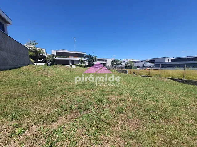 Terreno com 600m², à venda, no bairro Urbanova em São José dos Campos