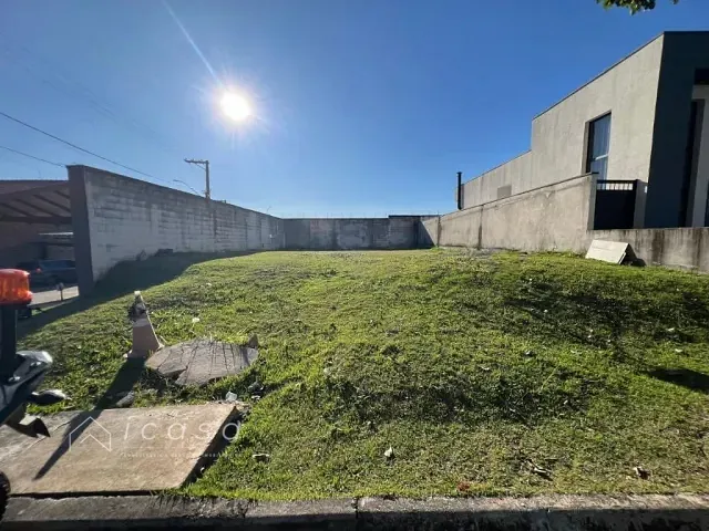 Terreno com 300m², à venda, no bairro Condomínio Terras do Vale em Caçapava