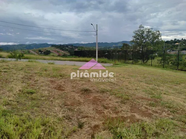Terreno com 424m², à venda, no bairro Santa Mônica em Caçapava