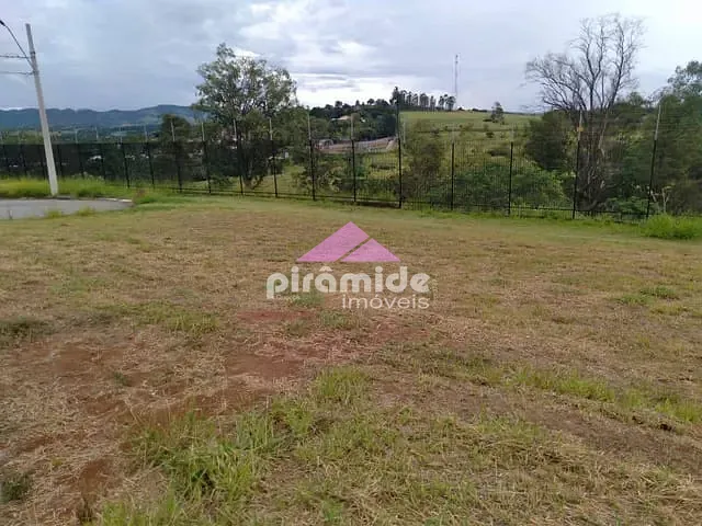 Terreno com 424m², à venda, no bairro Santa Mônica em Caçapava