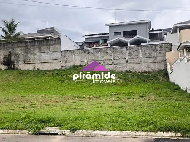 Terreno com 600m², à venda, no bairro Residencial Santa Helena em Caçapava