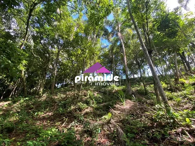 Terreno com 894m², à venda, no bairro Cigarras em São Sebastião