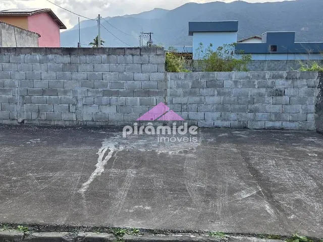 Terreno com 260m², à venda, no bairro Getuba em Caraguatatuba