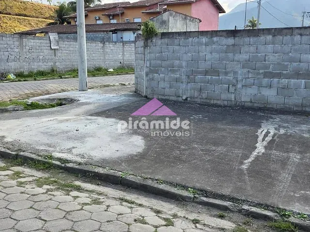 Terreno com 260m², à venda, no bairro Getuba em Caraguatatuba