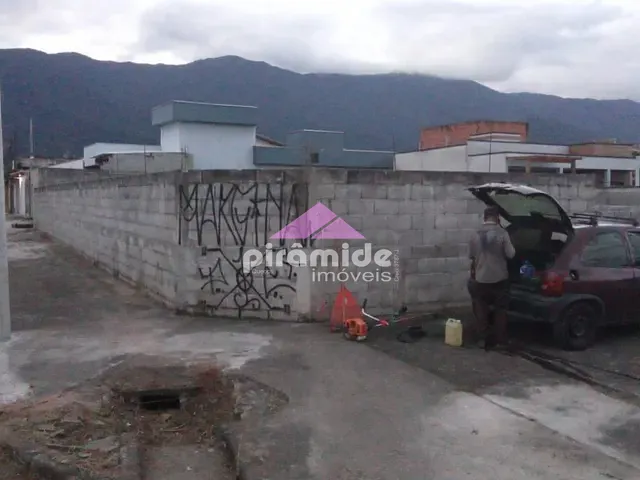 Terreno com 260m², à venda, no bairro Getuba em Caraguatatuba