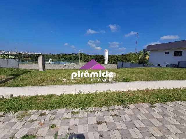 Terreno com 715m², à venda, no bairro Urbanova em São José dos Campos