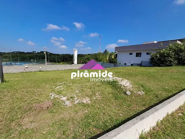Terreno com 715m², à venda, no bairro Urbanova em São José dos Campos