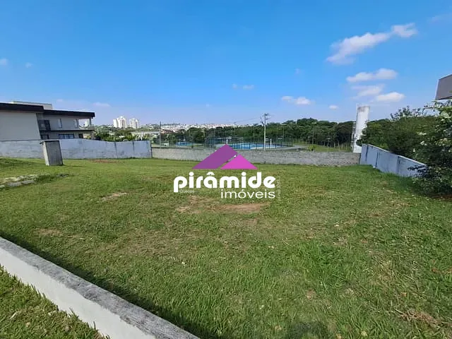 Terreno com 715m², à venda, no bairro Urbanova em São José dos Campos