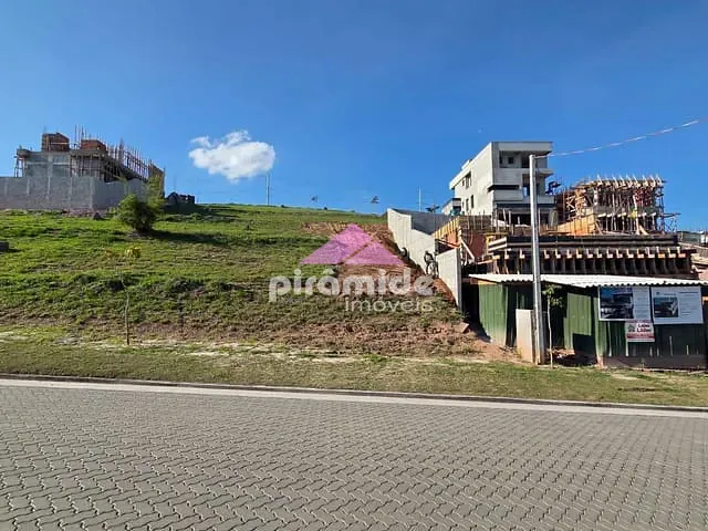 Terreno com 330m², à venda, no bairro Urbanova em São José dos Campos