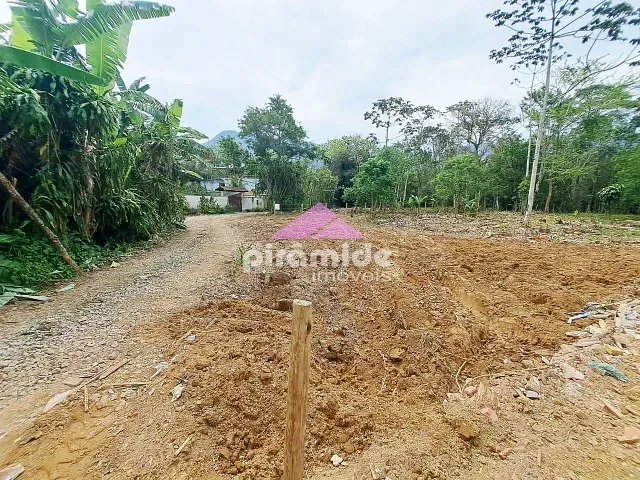 Terreno com 126m², à venda, no bairro Sertão Da Quina em Ubatuba