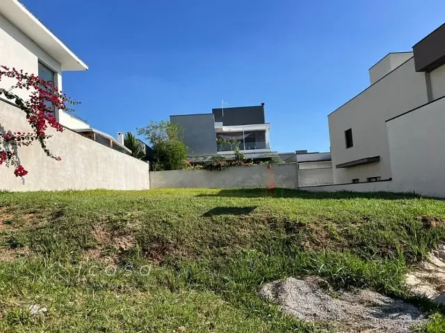 Terreno com 300m², à venda, no bairro Condomínio Terras do Vale em Caçapava