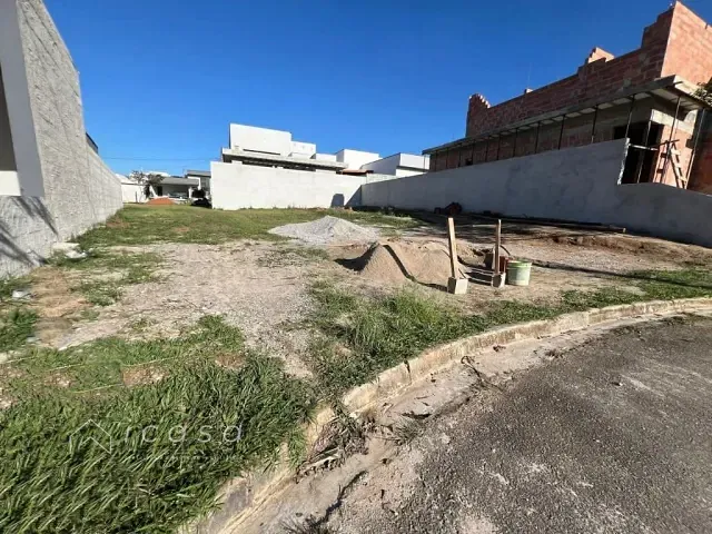 Terreno com 302m², à venda, no bairro Condomínio Terras do Vale em Caçapava
