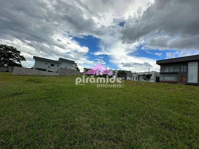 Terreno com 354m², à venda, no bairro Condomínio Terras do Vale em Caçapava