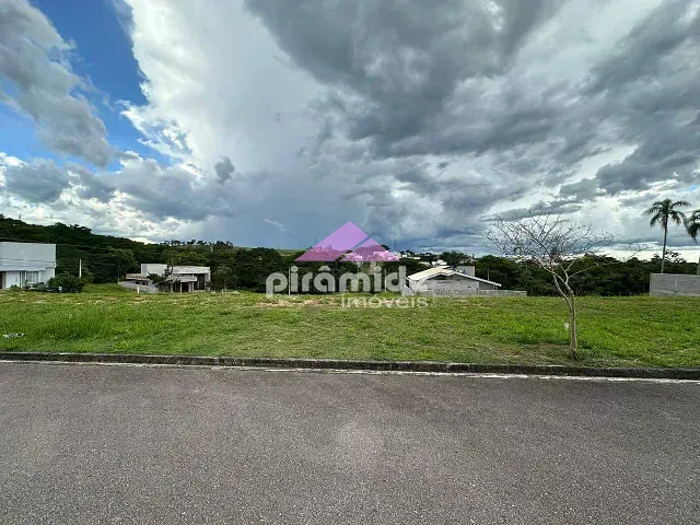 Terreno com 354m², à venda, no bairro Condomínio Terras do Vale em Caçapava