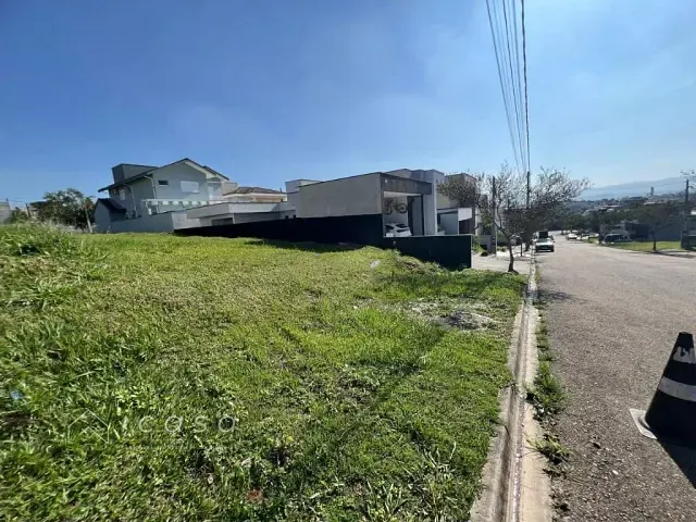 Terreno com 300m², à venda, no bairro Condomínio Terras do Vale em Caçapava