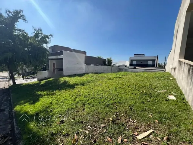 Terreno com 300m², à venda, no bairro Condomínio Terras do Vale em Caçapava