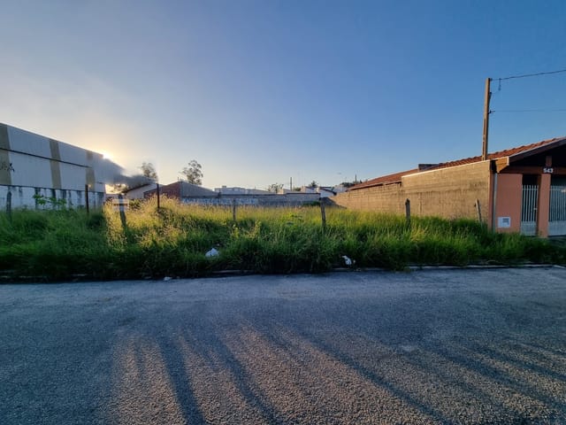 Terreno com 750m², à venda, no bairro Residencial Comercial Cidade Vista Alegre em Pindamonhangaba