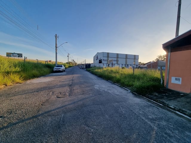 Terreno com 750m², à venda, no bairro Residencial Comercial Cidade Vista Alegre em Pindamonhangaba