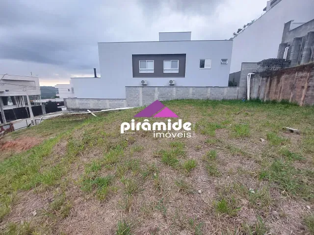 Terreno com 476m², à venda, no bairro Condomínio Residencial Jaguary em São José dos Campos