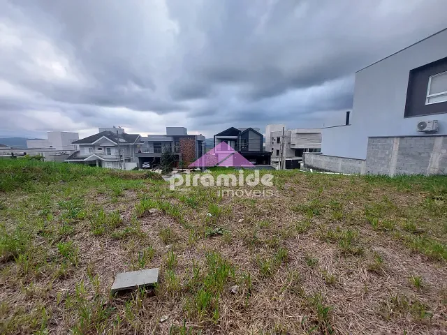 Terreno com 476m², à venda, no bairro Condomínio Residencial Jaguary em São José dos Campos