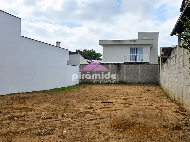 Terreno com 250m², à venda, no bairro Loteamento Villa Branca em Jacareí