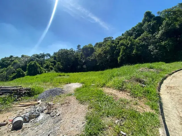 Terreno com 2330m², à venda, no bairro Condomínio Parque Vale dos Lagos em Jacareí