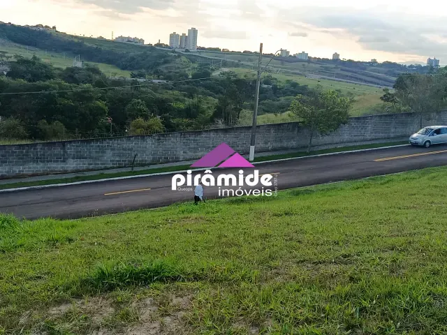 Terreno com 861m², à venda, no bairro Torrão de Ouro II em São José dos Campos