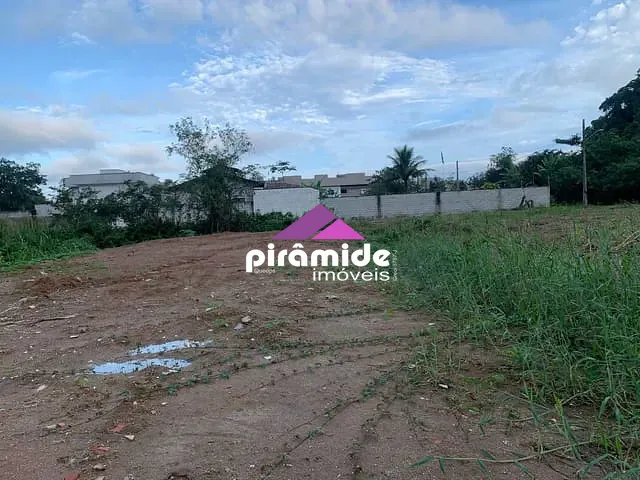 Terreno com 360m², à venda, no bairro massaguaçu em Caraguatatuba