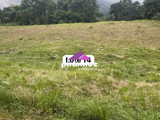 Terreno com 300m², à venda, no bairro Jaraguá em São Sebastião