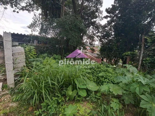 Terreno com 360m², à venda, no bairro Martim de Sá em Caraguatatuba