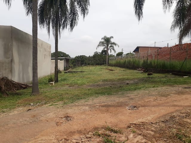 Terreno à venda, no bairro Monte Belo em Taubaté