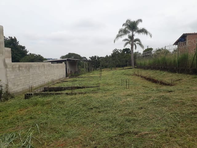 Terreno à venda, no bairro Monte Belo em Taubaté