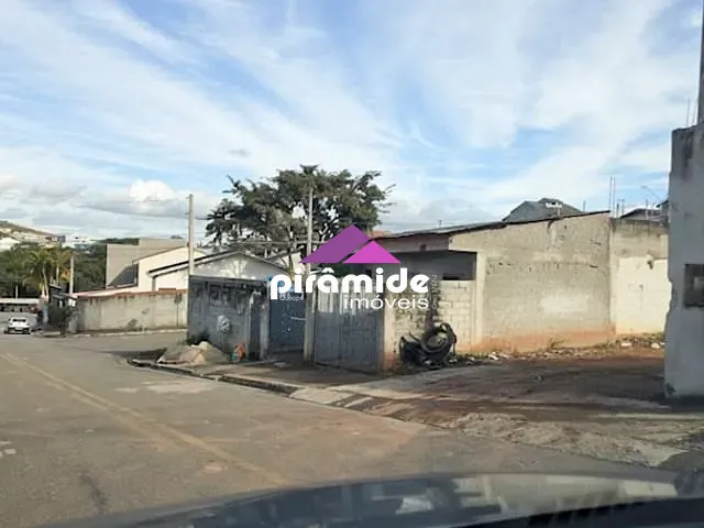 Terreno com 240m², à venda, no bairro Jardim Santa Júlia em São José dos Campos