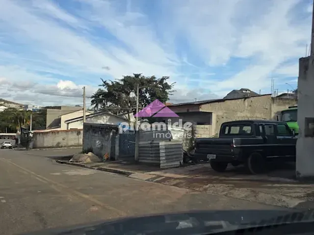 Terreno com 240m², à venda, no bairro Jardim Santa Júlia em São José dos Campos