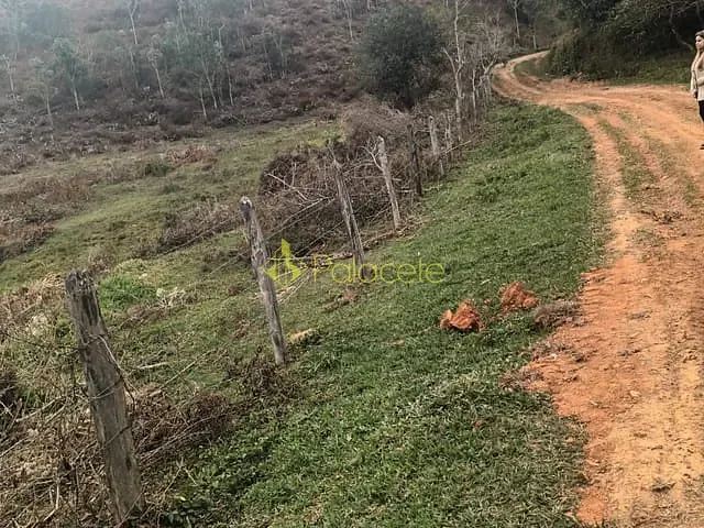 Terreno com 30000m², à venda, no bairro Mandú em Pindamonhangaba