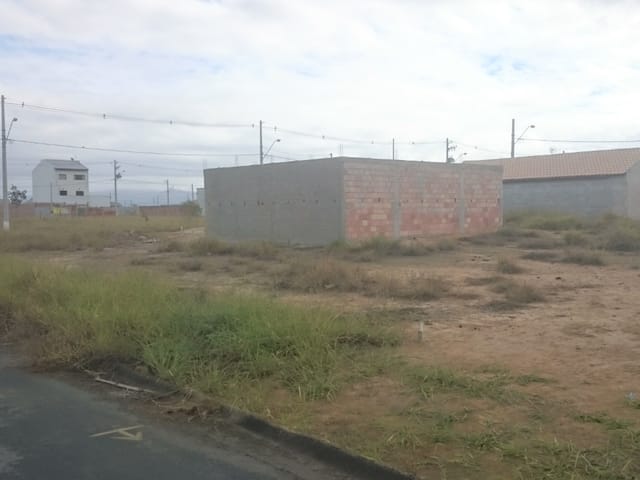 Terreno com 200m², à venda, no bairro Loteamento Residencial e Comercial Araguaia em Pindamonhangaba