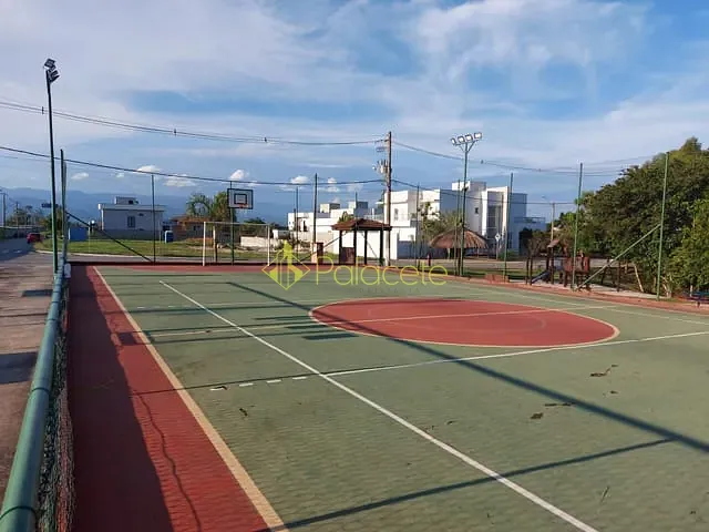 Terreno com 440m², à venda, no bairro Mombaça em Pindamonhangaba