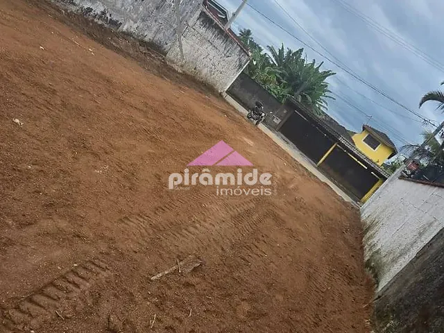 Terreno com 224m², à venda, no bairro Massaguaçu em Caraguatatuba