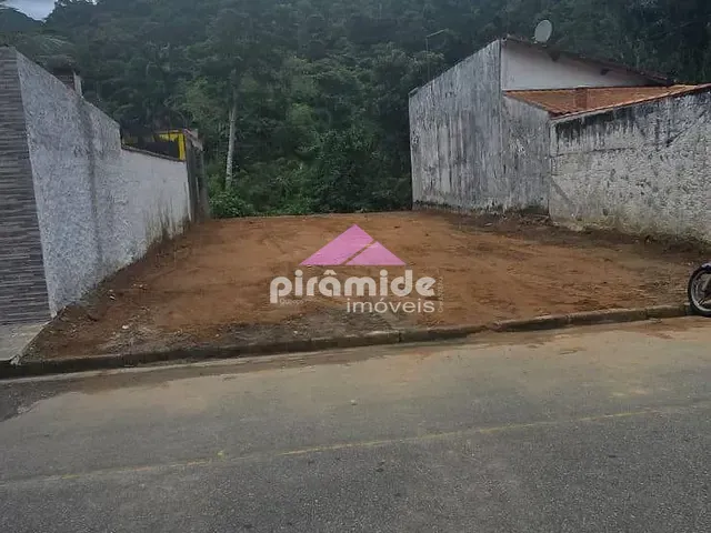 Terreno com 224m², à venda, no bairro Massaguaçu em Caraguatatuba