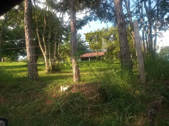 Terreno com 2600m², à venda, no bairro Chácaras Cataguá em Taubaté