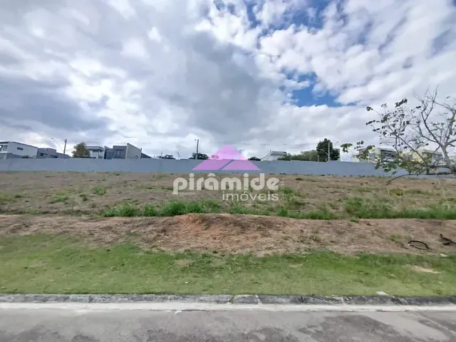 Terreno com 600m², à venda, no bairro Urbanova em São José dos Campos