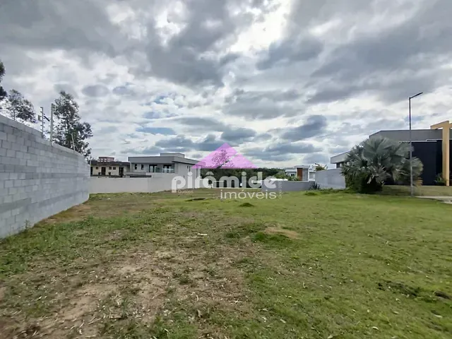Terreno com 1180m², à venda, no bairro Condomínio Residencial Colinas do Paratehy em São José dos Campos