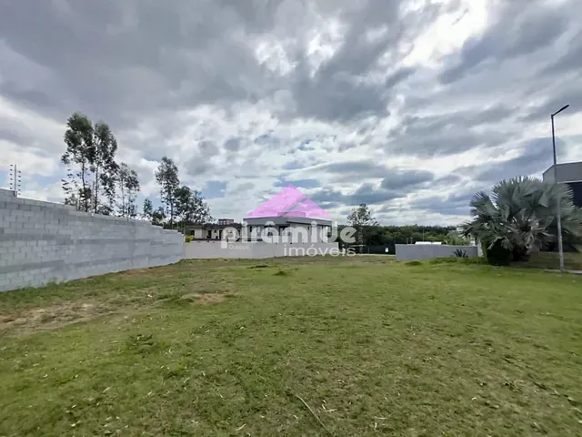 Terreno com 1180m², à venda, no bairro Condomínio Residencial Colinas do Paratehy em São José dos Campos