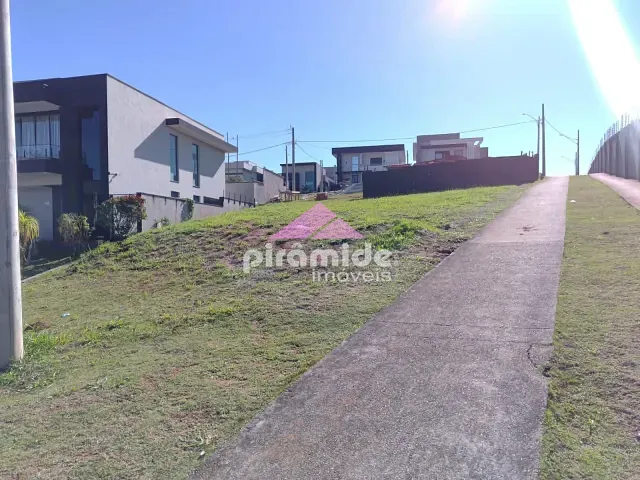 Terreno com 323m², à venda, no bairro Floresta em São José dos Campos