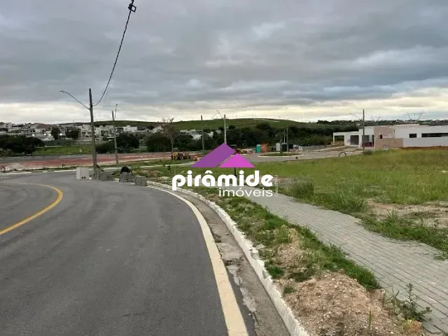 Terreno com 900m², à venda, no bairro Urbanova em São José dos Campos
