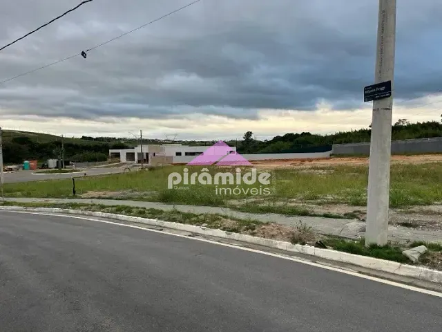 Terreno com 900m², à venda, no bairro Urbanova VII em São José dos Campos