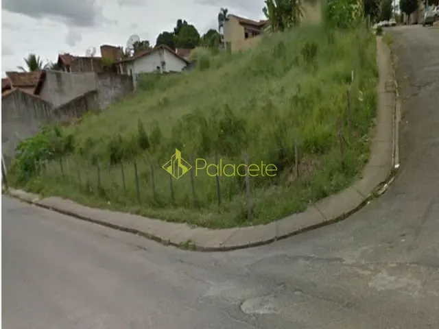 Terreno com 320m², à venda, no bairro Jardim Bela Vista em Taubaté