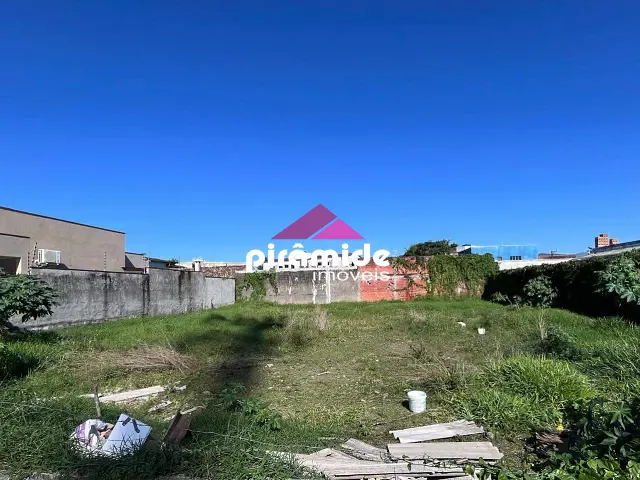 Terreno com 720m², à venda, no bairro Pontal de Santa Marina em Caraguatatuba