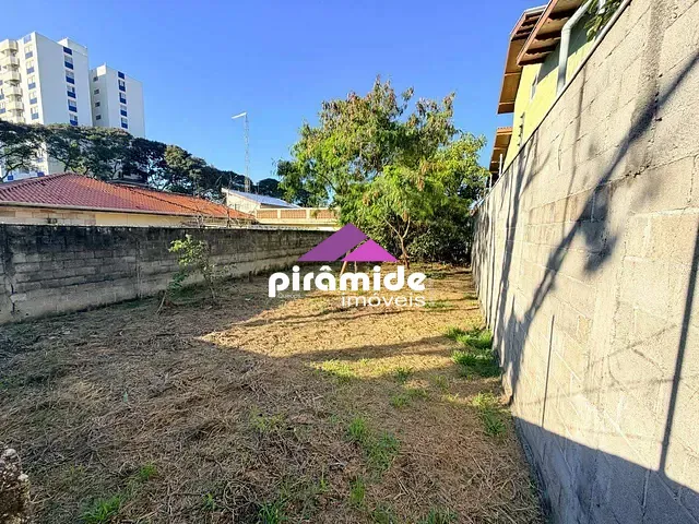 Terreno com 370m², à venda, no bairro Jardim Paraiso em São José dos Campos