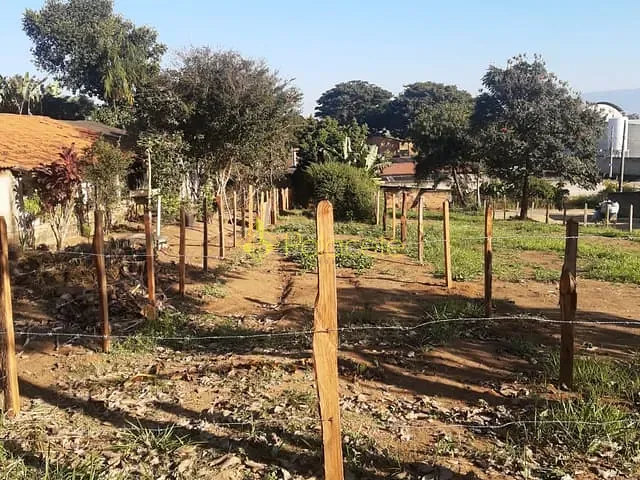Terreno com 300m², à venda, no bairro Campinas em Pindamonhangaba